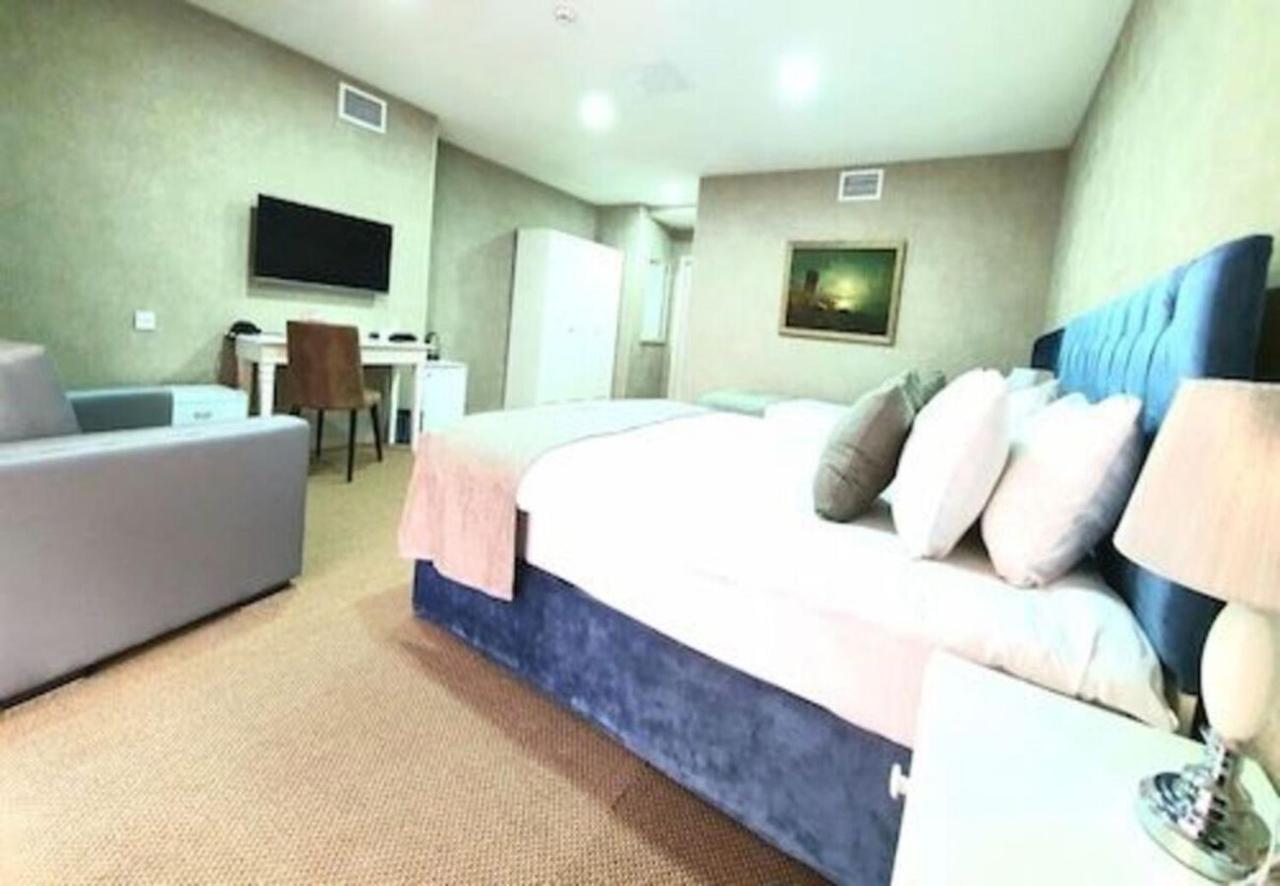 Address Hotel Baku Kültér fotó